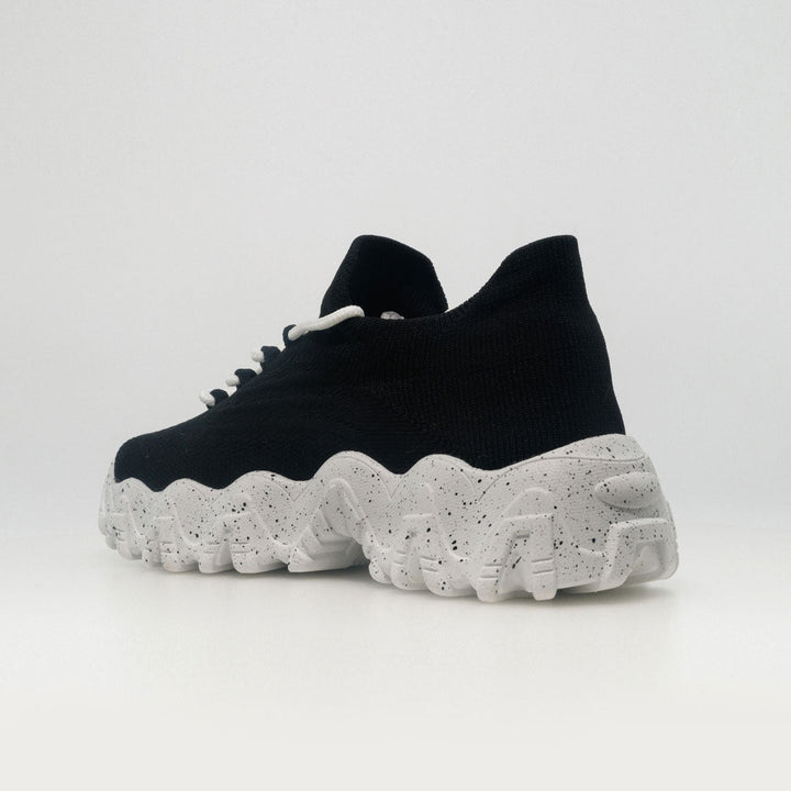 Footively Classic (Black White)